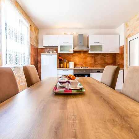 Lejlighed Apartman Sabljic Mini
